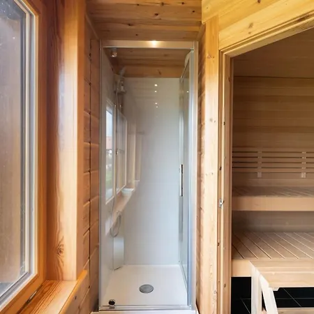 Toison D'or - 8 Pers - Jacuzzi Sauna